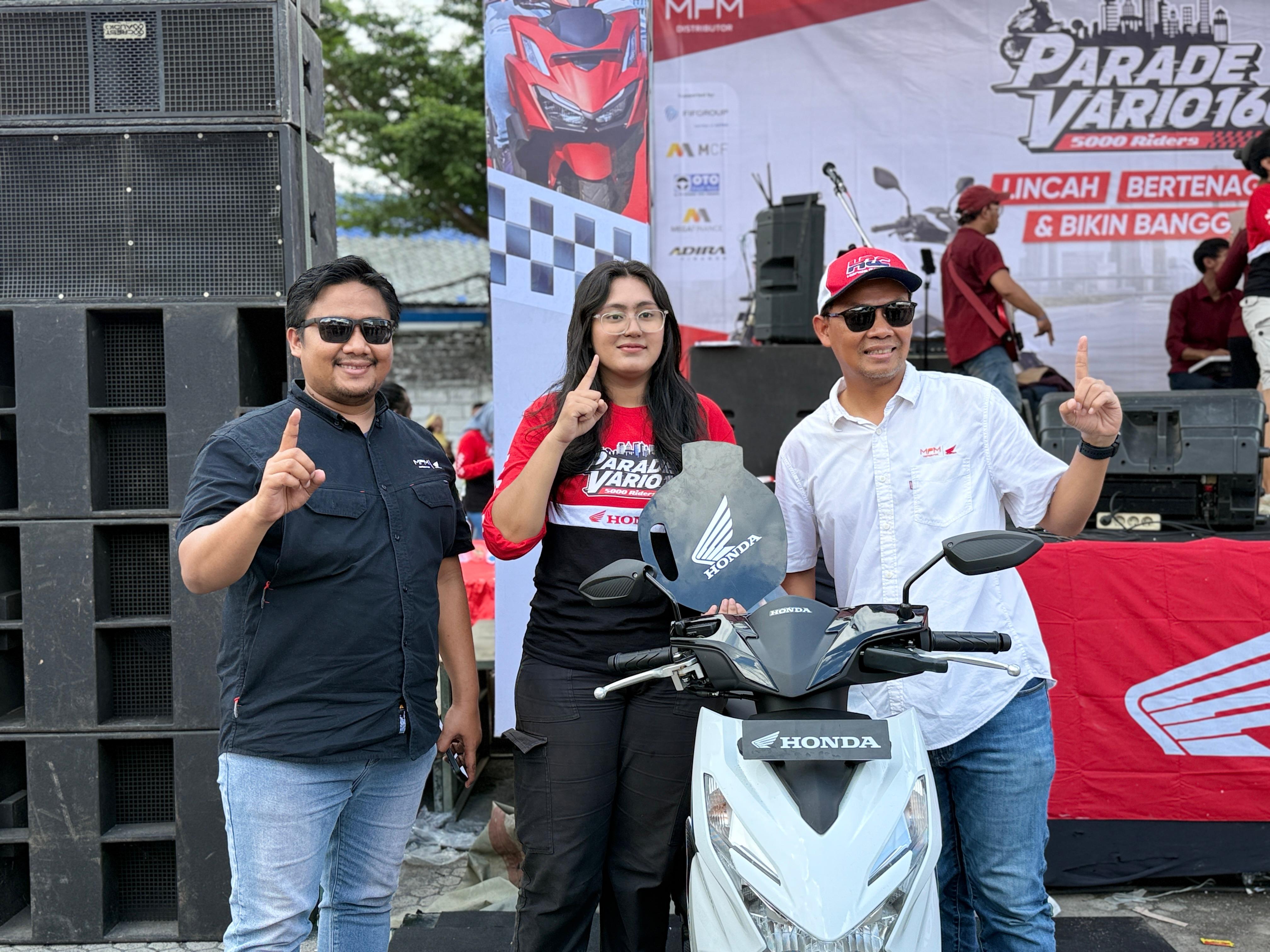 Parade Vario160 Surabaya Digelar Meriah, 2.500-an Riders Padati Kota Pahlawan!